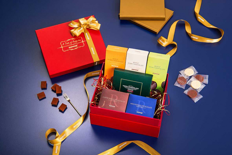 可客製化禮盒內商品「ROYCE’精緻巧克力禮盒」禮盒內有6盒巧克力 原價2890元 特價2640元。