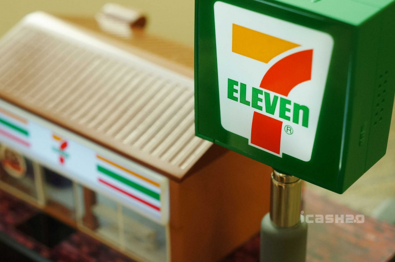 同時也特別將大家最熟悉的7-ELEVEN門市縮小成桌上迷你版「7-ELEVEN模型店icash2.0」！
