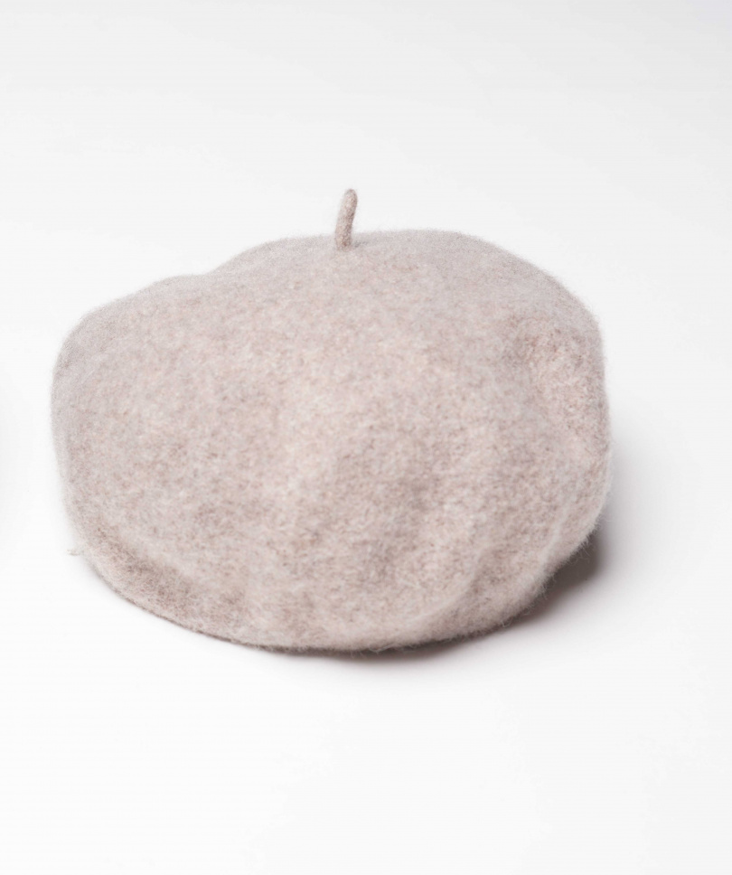  羊毛貝蕾帽／170元（圖／聚創意提供）