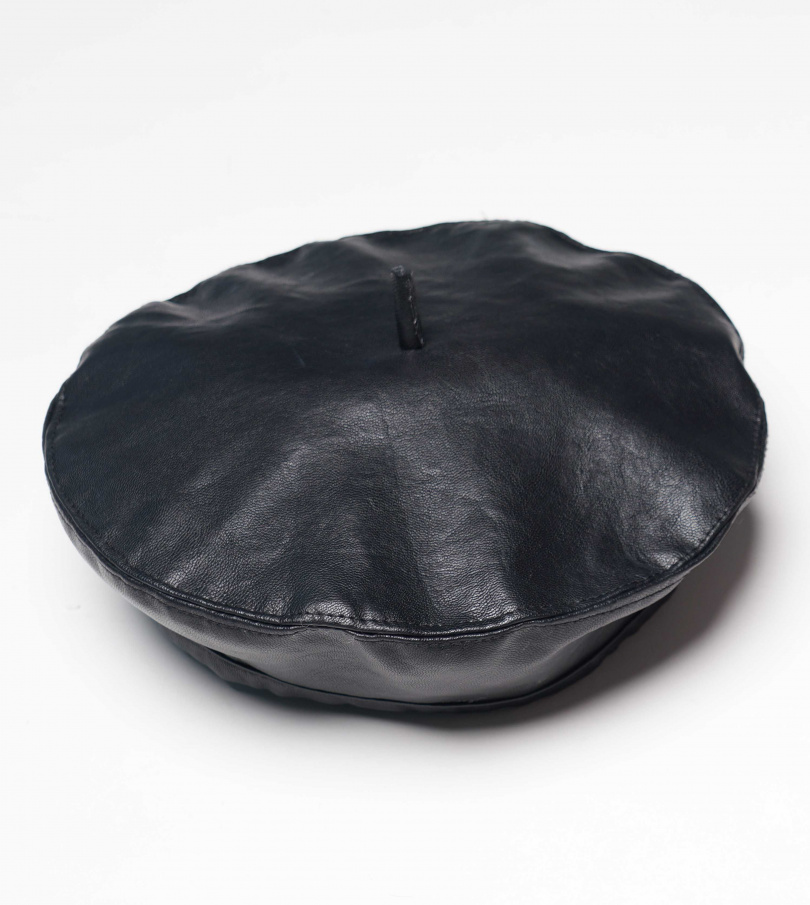 黑色貝蕾帽／350元（圖／聚創意提供）