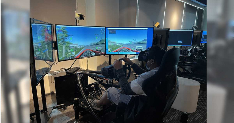 250坪的VR體驗中心，設14款遊戲、26台機器可體驗。