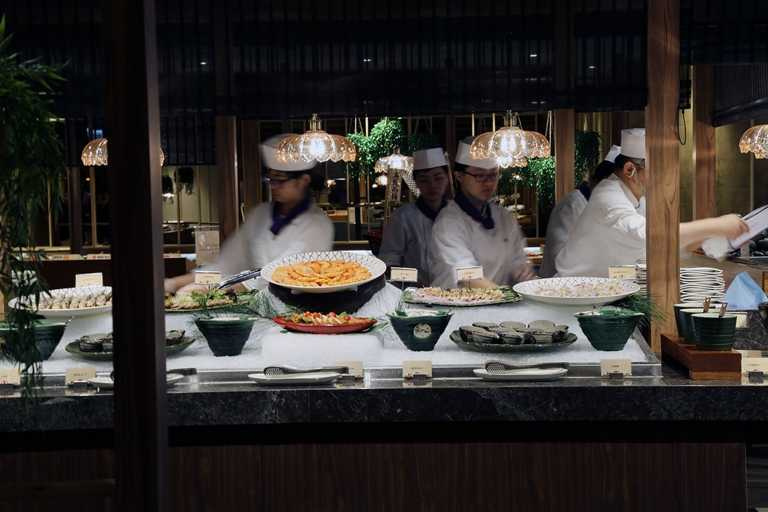 欣葉日本料理標榜BUFFET吃到飽也能吃得精緻。