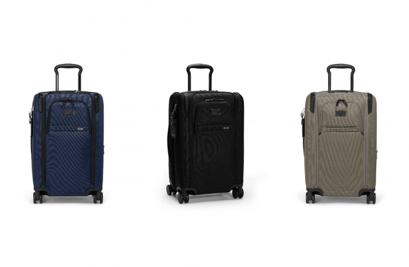 TUMI Alpha系列 雙向開口可擴展登機箱/37,400元(圖/品牌提供)