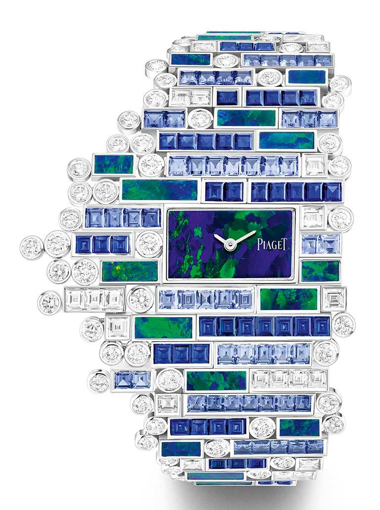 PIAGET「Wings of Light光之羽翼」系列，蛋白石及藍寶石頂級珠寶腕錶╱16,800,000元。（圖╱PIAGET提供）