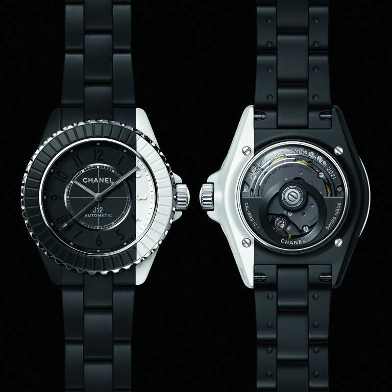 CHANEL「J12 Paradoxe」腕錶，Only Watch 2021特别版，霧面黑與白高抗磨陶瓷錶殼，38mm，Caliber 12.1自動上鍊機芯。（圖╱CHANEL提供）