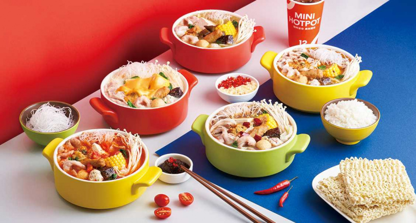 「12 MINI 快煮鍋」每月12日將透過LINE官方帳號發送「加菜券」，讓小資族月領好康一整年。