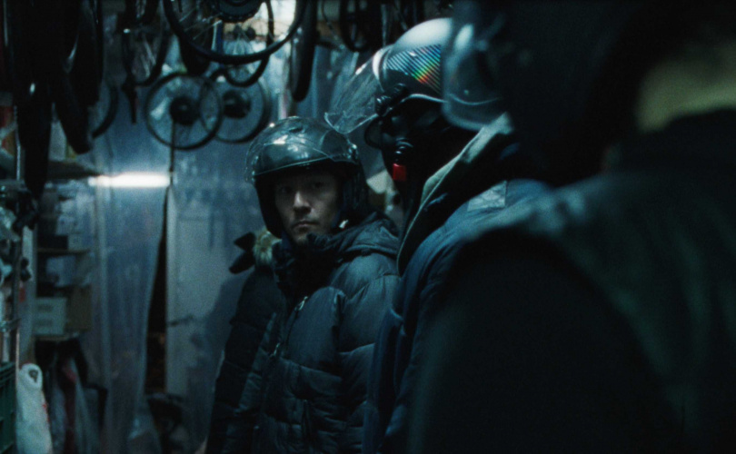 張震在《幸福之路》飾演在紐約打拼的外送員。(圖/甲上娛樂提供)