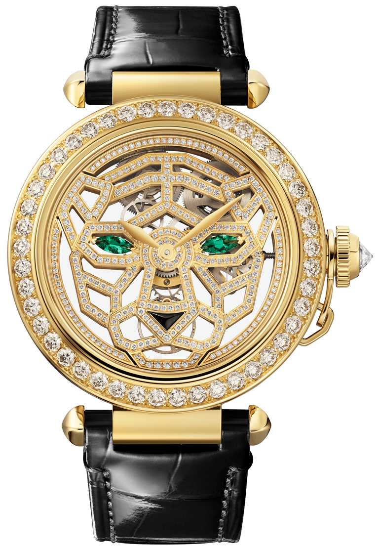Cartier「Panthère de Cartier」美洲豹裝飾鏤空腕錶，41mm，黃K金錶殼，鑲嵌鑽石及沙弗萊石，手動上鍊機芯，可更換式黑色小牛皮錶帶╱3,410,000元。（圖╱Cartier提供）
