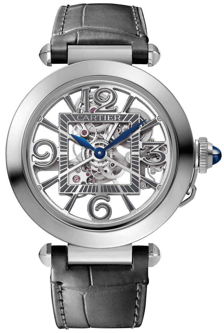 Cartier「Panthère de Cartier」鏤空精鋼腕錶，41mm，精鋼錶殼，自動機芯，可更換式深灰色鱷魚皮革錶帶；阿拉伯數字形鏤空錶橋，組成小時與分鐘顯示功能╱815,000元。（圖╱Cartier提供）