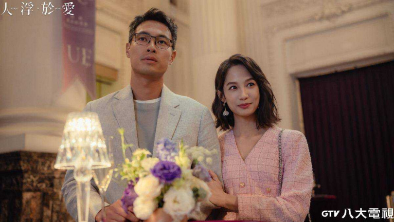 《人浮於愛》楊祐寧（圖左）在伴侶簡嫚書（圖右）與第三者邵雨薇之間穿梭，情感陷入膠著到逐漸失控。（圖／八大）