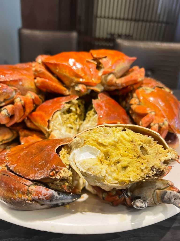 在萬物皆漲的時代，「千葉火鍋」竹北店祭出螃蟹吃到飽堪稱佛心。