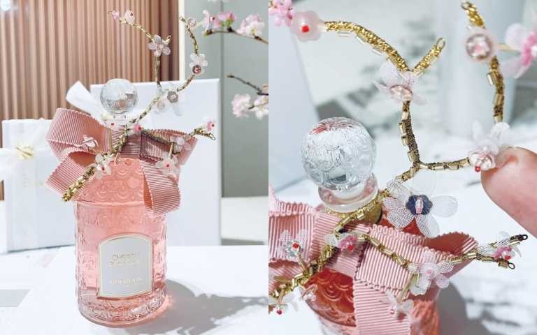 嬌蘭花冠粉櫻淡香水金絲飾繡蜂印瓶(限量)+20ml／28,000元  充滿立體感的櫻花枝葉，實在美的太不可思議了。（圖／吳雅鈴攝）