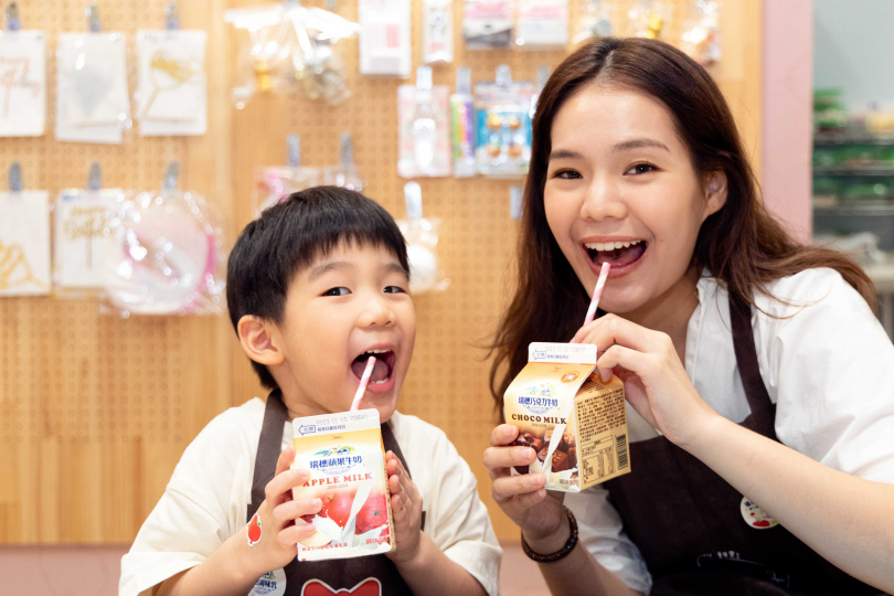 瑞穗調味乳推出的「小小鮮奶鑑定家」親子甜點DIY活動即日起至隔年1/31，親子體驗優惠價只要680元。