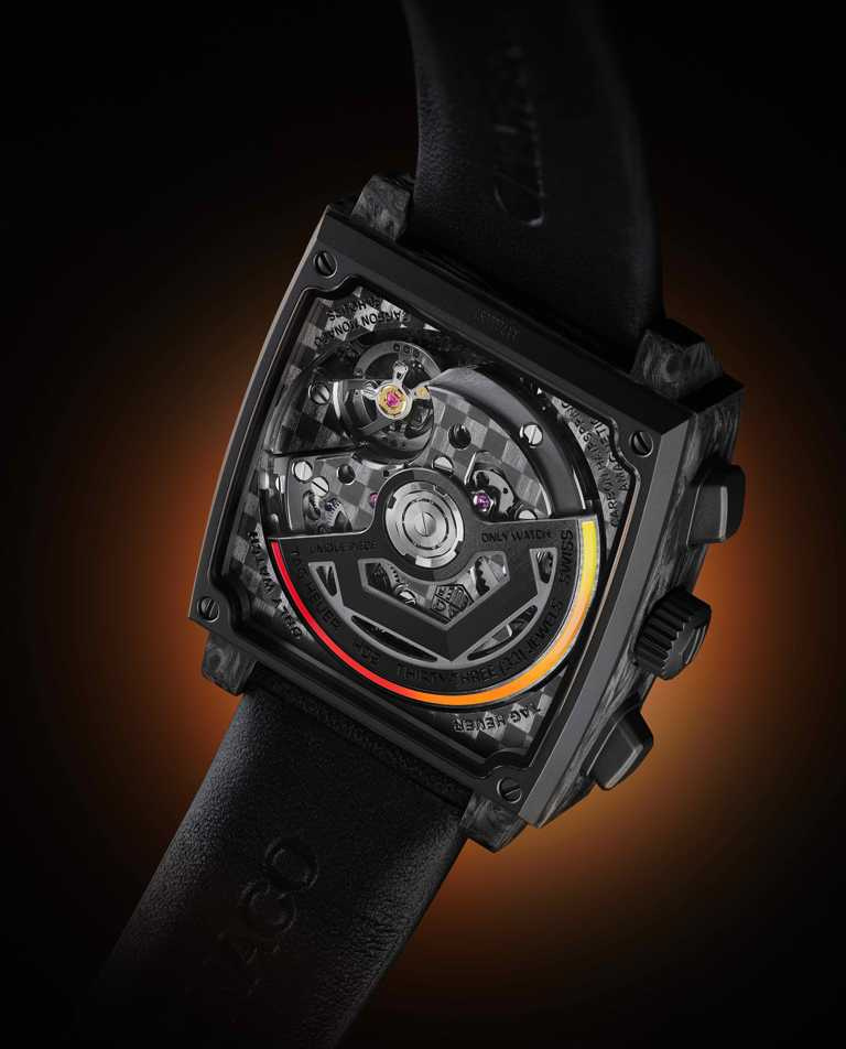 看似金屬般的錶鍊，實則運用皮革材質製成，是泰格豪雅為本次「Only Watch」帶來的驚喜。（圖╱TAG HEUER提供）
