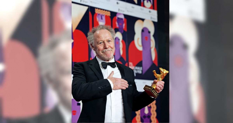 法國紀錄片導演尼可拉斯．菲力柏特以《塞納河上的船屋》拿下今年柏林最高榮譽金熊獎。（圖／桃園電影節提供）