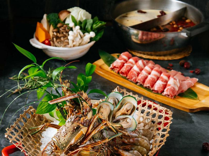  台北-青青食尚花園會館-「龍蝦可汗鍋」蒙古風味的湯頭美、氣味獨特（圖／品牌提供）