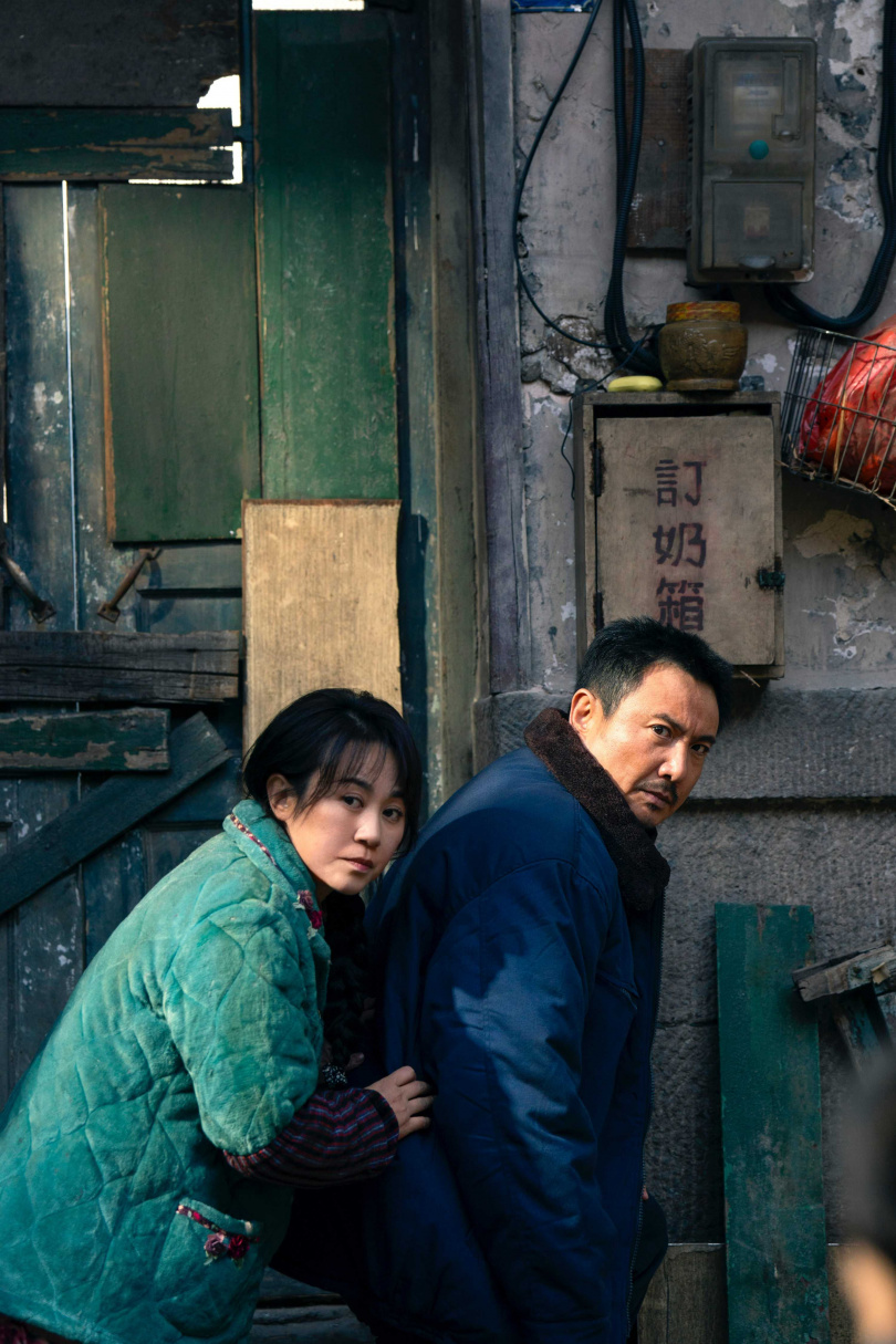 《抓娃娃》由沈騰、馬麗主演,描述富人家庭為了不讓兒子變敗家富二代,刻意偽裝貧窮家庭來窮養小孩。(圖/兩岸電影展提供)