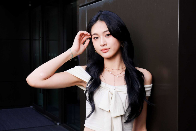 年僅17歲的劉香蘭是團中的忙內,剛加入時一直處於緊繃狀態。(圖/林士傑攝)