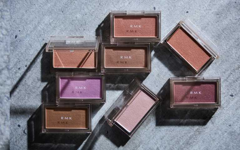 RMK 透光立體頰彩2.3g/1,250元(共八色)。(圖/品牌提供)