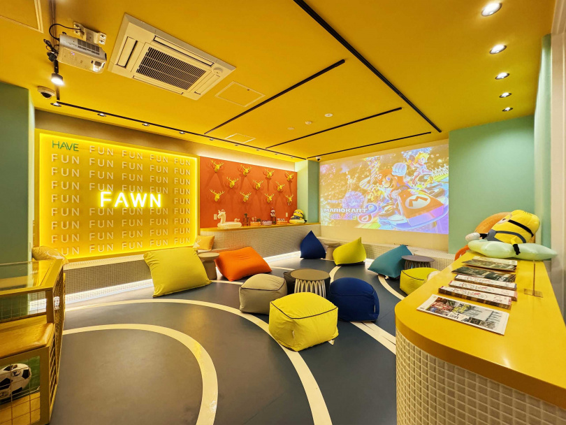 平、旺日憑「台日輕奢」票券入住大阪FAWN HOTEL,雙人房每晚最低1,500元,等於每人每晚最低免千元。(圖/小鹿文娛提供)