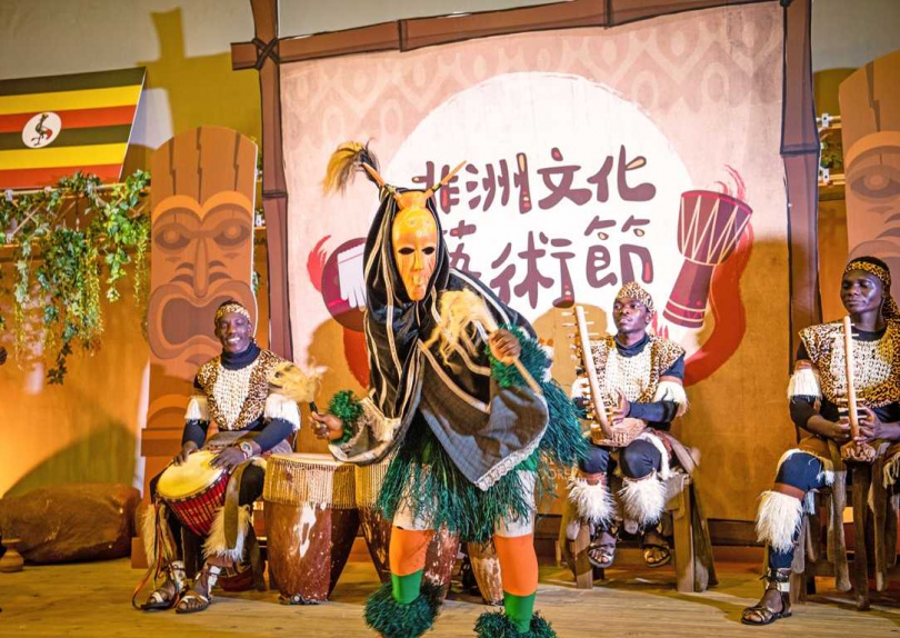 關西六福莊非洲面具節獨特限定表演，非洲大地祈福晚會邀您感受最道地非洲文化。