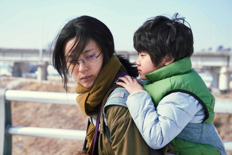 韓孝周對於演出媽媽的角色感到很大的壓力，只好不斷催眠自己「我有一個孩子」。（圖／Disney+提供）