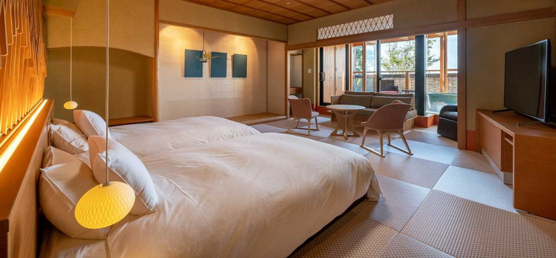 「松屋千千旅館」人氣最高的「忘卻時光」專區房型，旅客可享受私人露天浴池。
