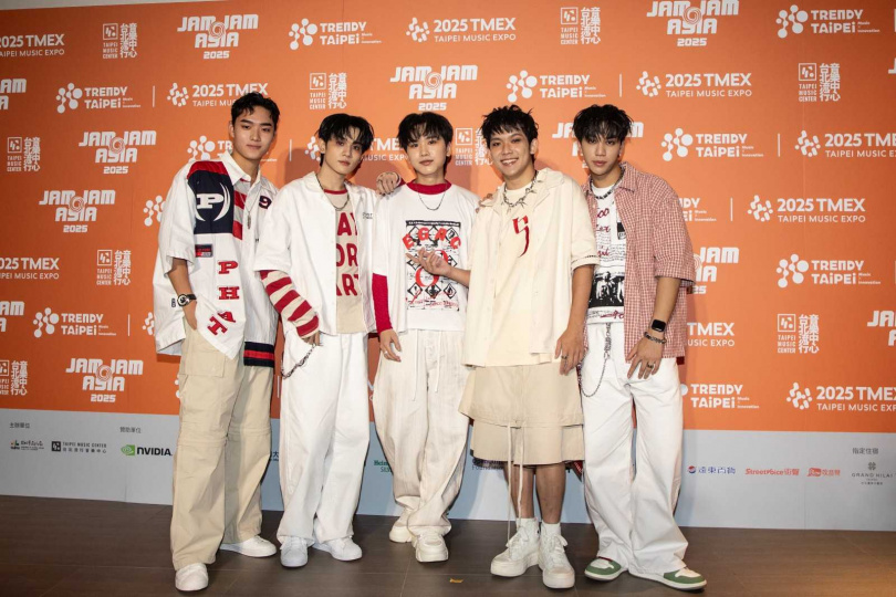 AcQUA源少年以小分隊表演形式展現全新舞台。（圖／讀者提供）