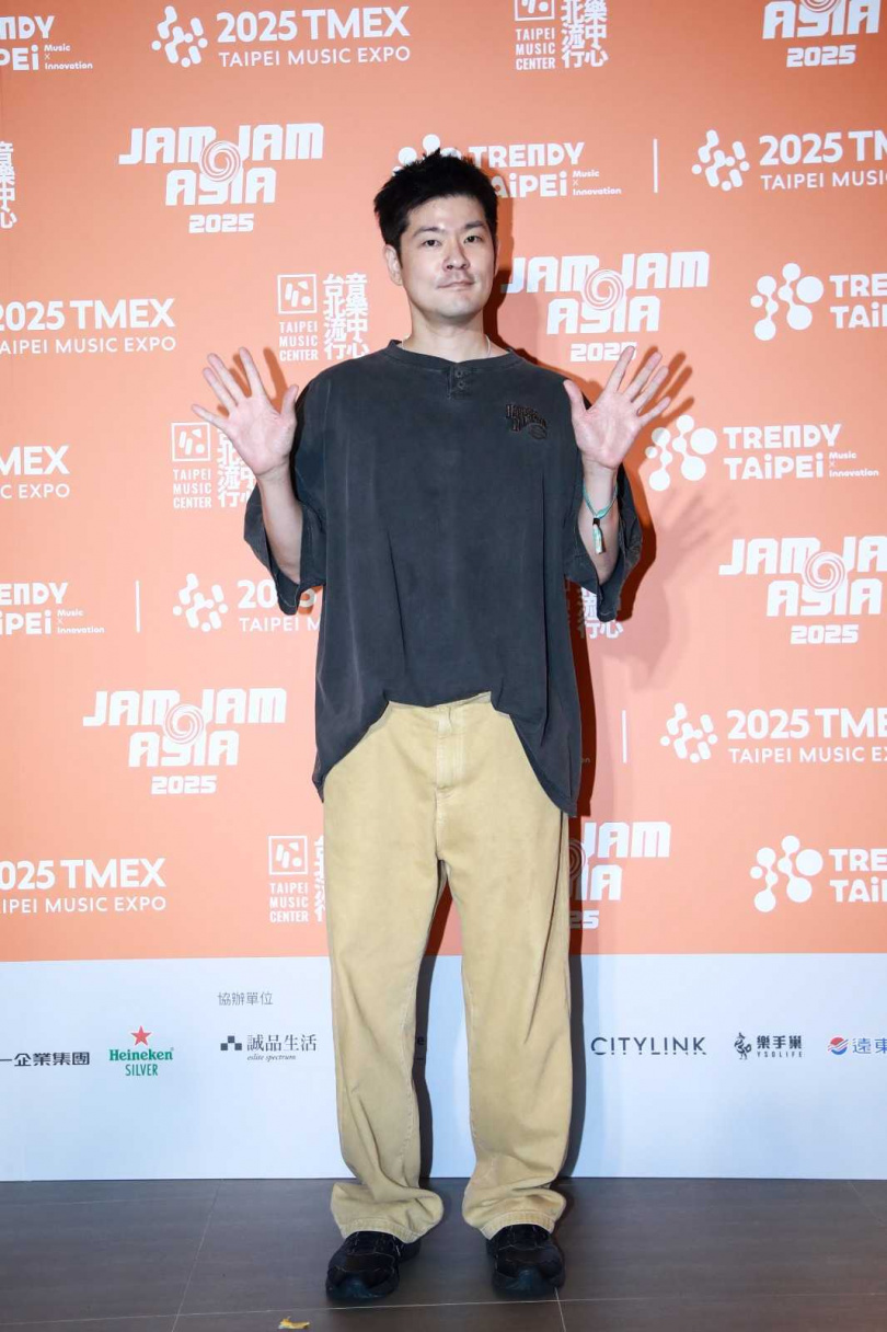 張基河首次以個人歌手身分來台演出。（圖／讀者提供）