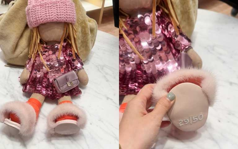 每一隻娃娃的腳上都有它的專屬編號。像這隻FENDI BFF吊飾(Adele)就是製作的第29隻，總共只有50隻。（圖/黃筱婷攝）