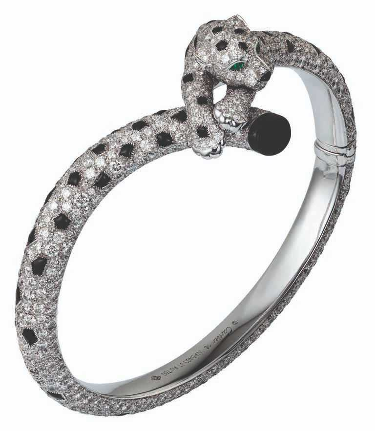 Cartier「Panthère de Cartier」系列頂級珠寶手環╱白K金、祖母綠、縞瑪瑙、鑽石╱5,400,000元。（圖╱Cartier提供）