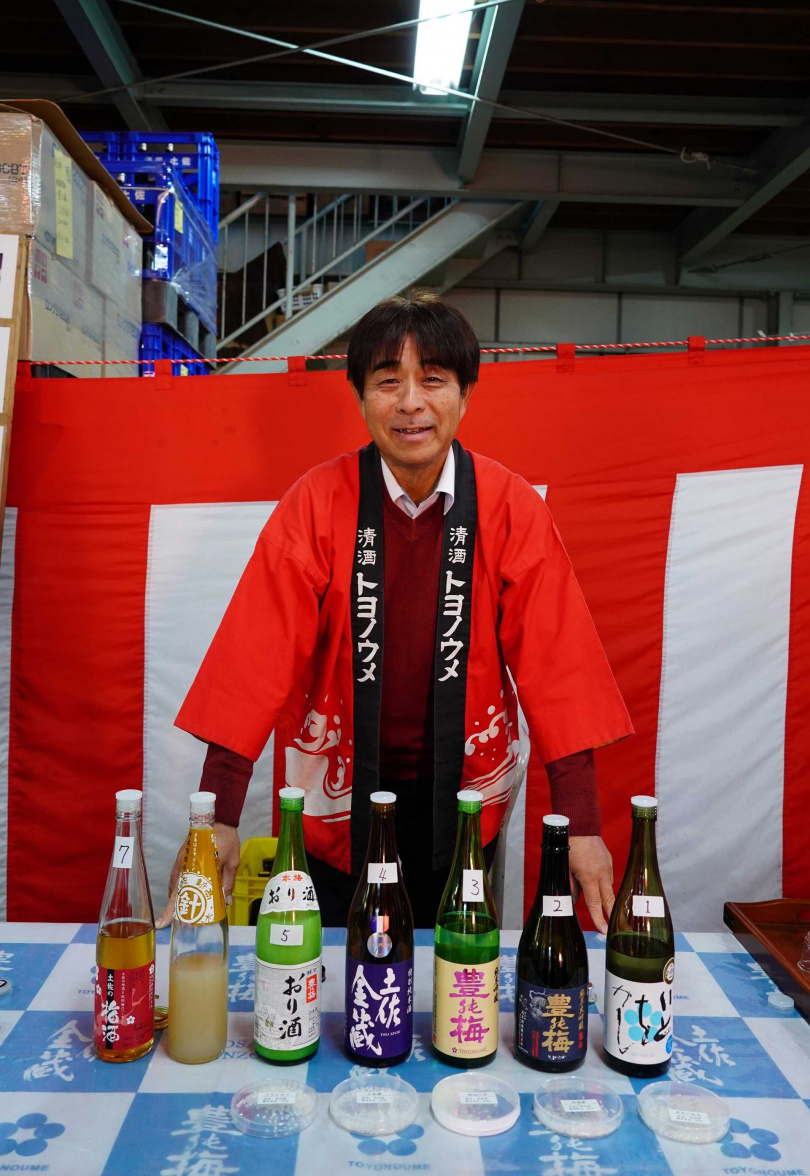 高木酒造的豐能梅與土佐金藏系列獲得國際不少日本酒獎項，亦有以新高梨和熟成梅子釀造的果實酒。（圖／魏妤靜攝）