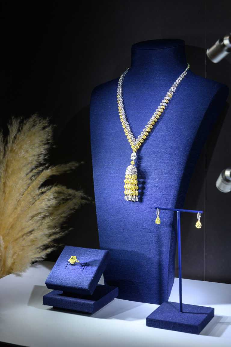 DE BEERS「Electric Cichlid」系列，頂級珠寶鑽石項鍊╱18,900,000元。（圖╱DE BEERS提供）