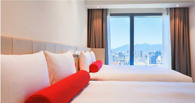 「手牽手．玩創意」住房專案7至8月家庭四人房每晚4,888元起。（圖／台北凱達大飯店提供）