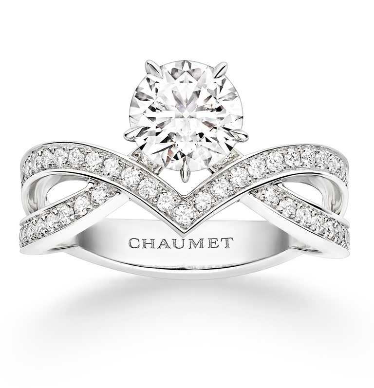 CHAUMET「Joséphine Amour d’Aigrett系列」鉑金單鑽戒指╱1,100,000元。（圖╱CHAUMET提供）