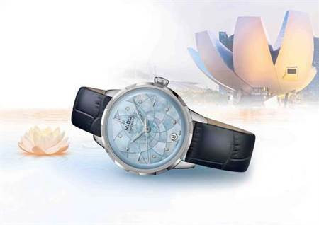 Rainflower花雨系列自動女錶，不鏽鋼材質，定價元30,500元。