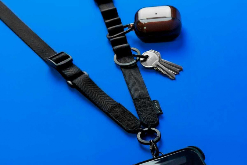   CASETiFY的MagSafe兼容手機殼與多功能手機背帶，絕對是出遊必備的單品！  