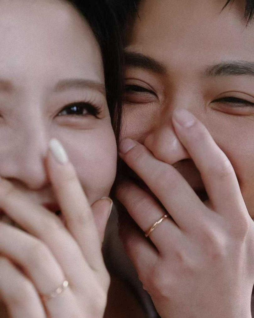 連晨翔、劉品言拋驚喜,同時宣布結婚、懷孕,雙喜臨門。(圖/連晨翔經紀提供)