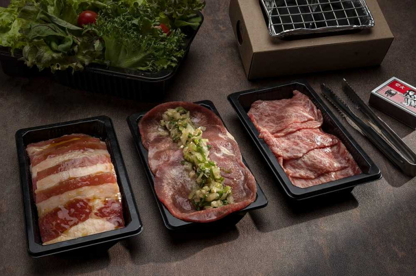杉中寶盒提供3種新鮮牛肉片選擇，分別為牛五花、日本和牛與牛舌。（圖／Klook提供）