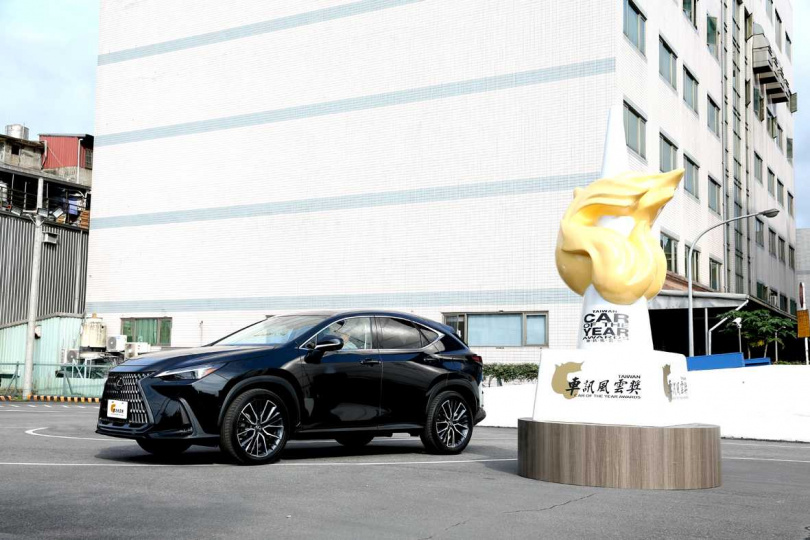 2022車訊風雲獎 最佳進口豪華中型SUV_Lexus NX