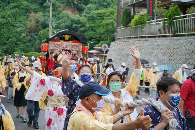今年特別擴大辦理「關子嶺山車祭」活動，彷彿打開時空之門，回到臺日交錯的溫泉時代，推出日本賣唱模式的「超復古那卡西走唱」表演。