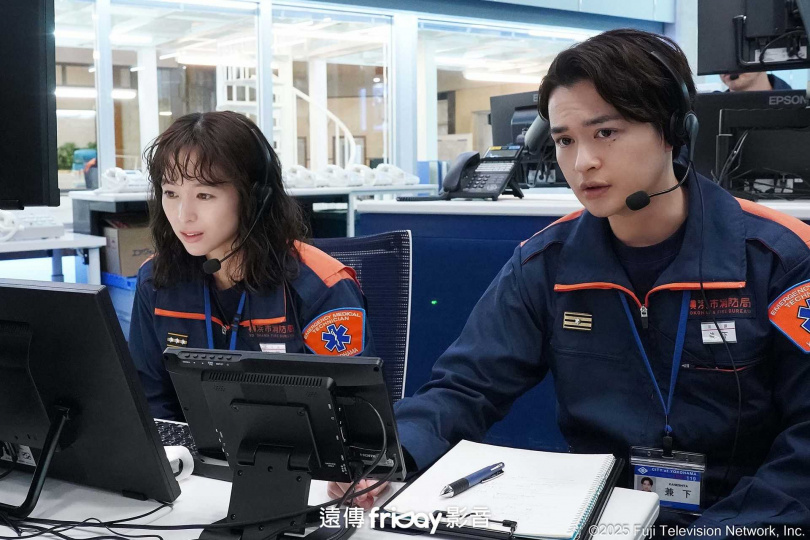 《119緊急呼叫》由清野菜名(左)與瀬戸康史(右)主演。(圖/friDay影音提供提供)