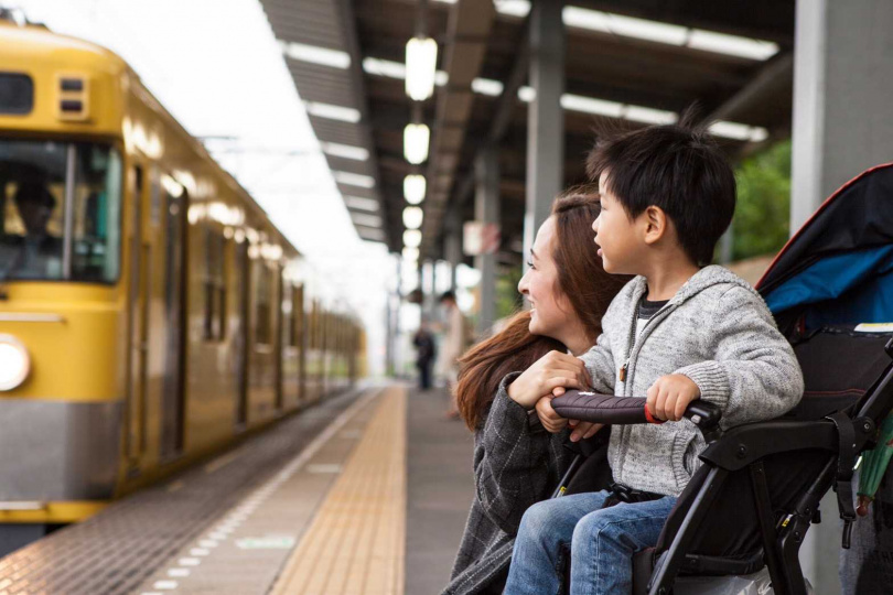 響應2022鐵道旅遊年並推廣低碳旅行，「春日探險」優惠住房專案，依房型人數免費贈送親子雙鐵探險遊程。