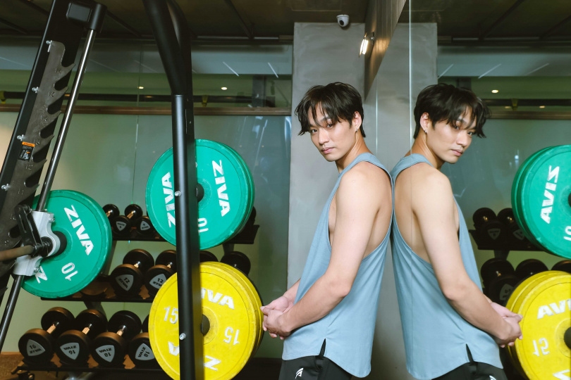 幾年前歷經劈腿情變的吳秉辰，曾因為不相信愛情尋找砲友填補感情。（圖／楊澍攝）