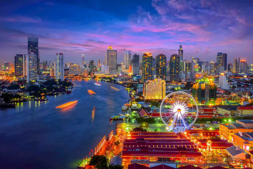 中華航空飛曼谷來回票價含稅最低8,408元起。