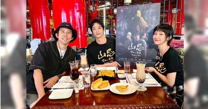 修杰楷(左)爆料過去和同劇演員最愛戲弄劉以豪(右)。(圖/修TIME提供)