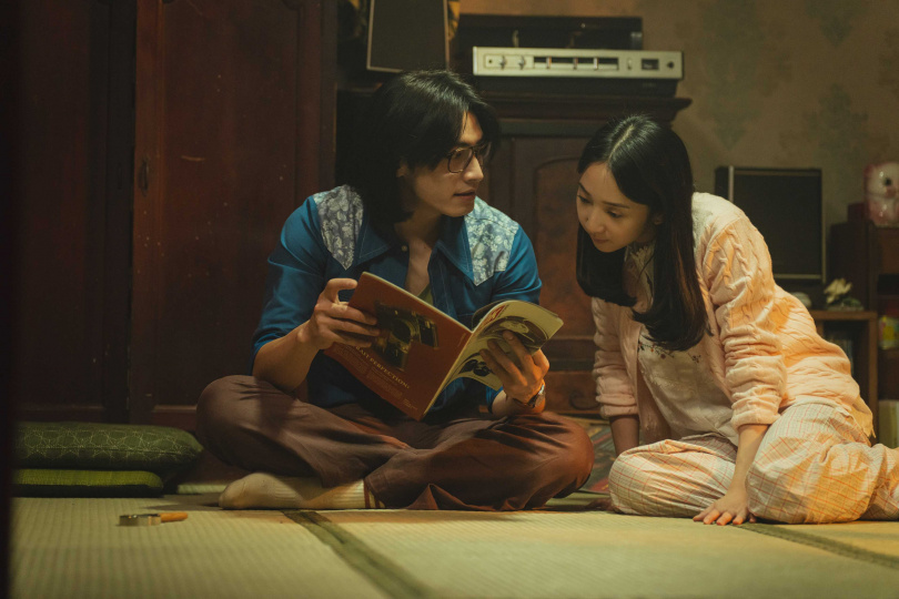 宋柏緯在錄音時重新投入角色。（圖／瀚草文創GrX STUDIO提供）