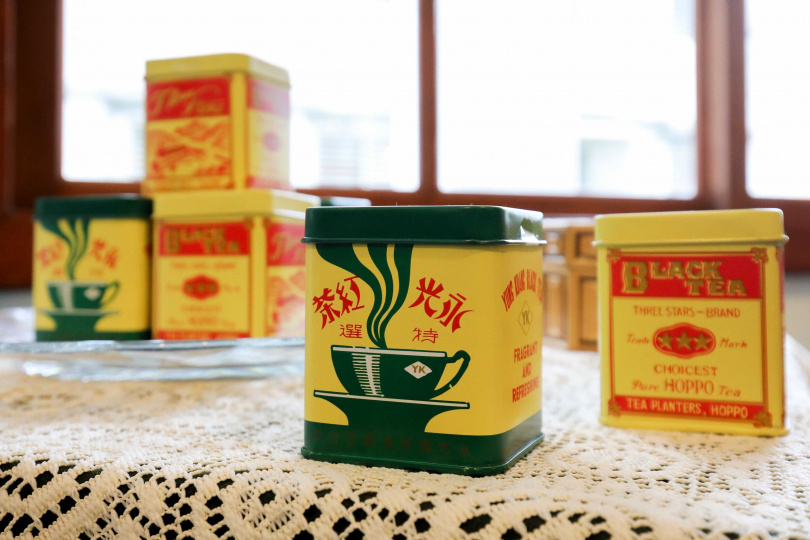 《茶金》以有「茶虎」稱號、創立「永光茶葉」的北埔知名茶商姜阿新為靈感，當時永光以外銷紅茶、膨風茶為主。