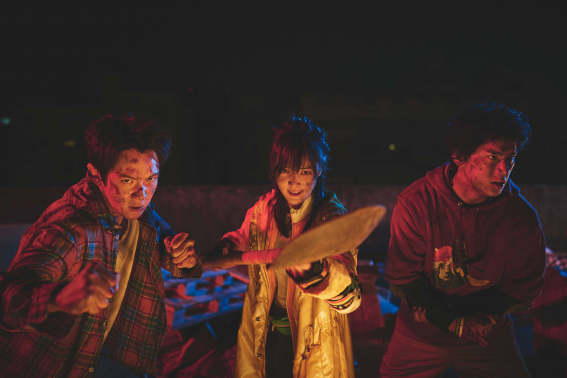 柯震東、王淨、朱軒洋在《功夫》中拜戴立忍為師，在城市裡行俠仗義。（圖／麻吉砥加提供）