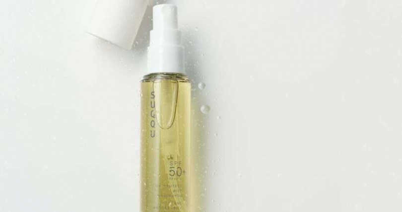 SUQQU晶采防曬噴霧（凪香）SPF50+ PA++++60mL / 1,750元。（圖／品牌提供）